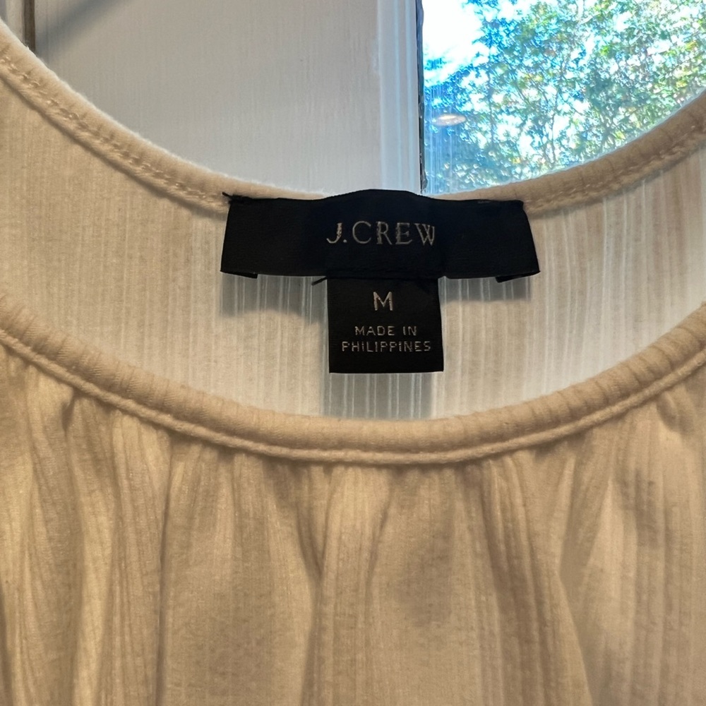 Ann Taylor white ruffle tank top